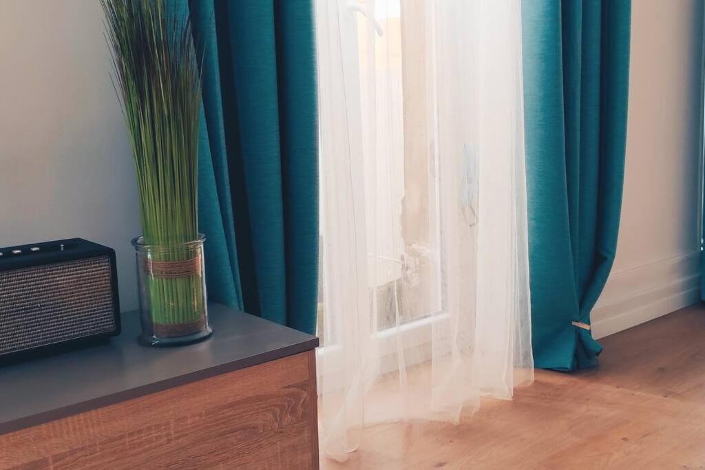 Grand Appartement Cosy Lumineux Saint-Maximin Dış mekan fotoğraf